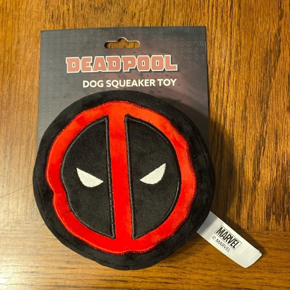 Marvel Deadpool squeaky toy - Picture 1 of 4